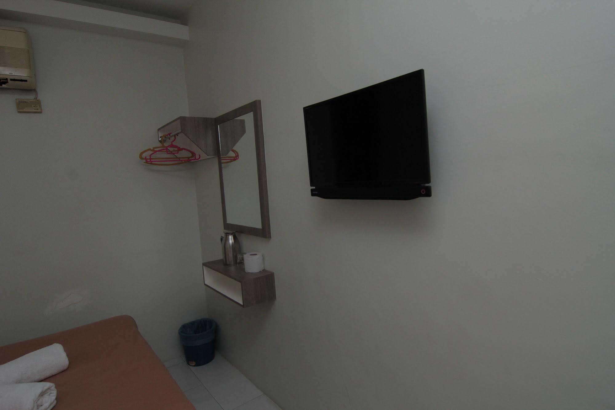 Azzahrah Rizq Hotel Malacca Exterior foto